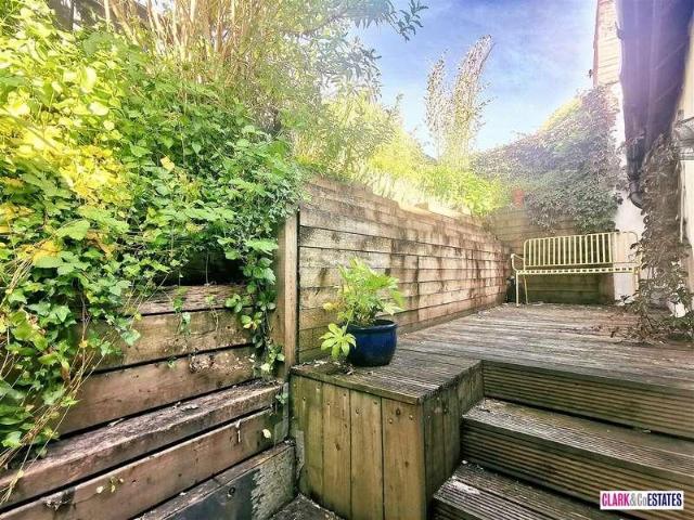 House for sale in Watergate, Devon