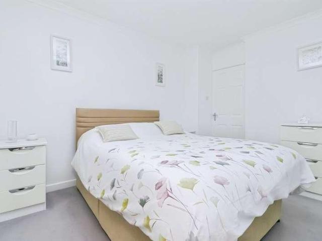 House for sale in Gibbonsdown, Barry