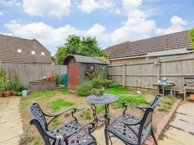 House for sale in St. Marys Island, Gillingham
