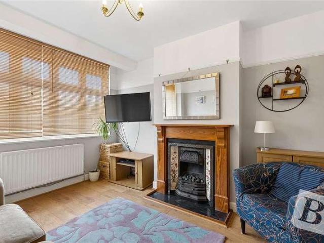 House for sale in Little Heath, Greater London