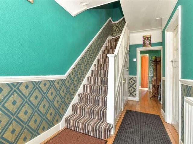 House for sale in Chingford, Greater London