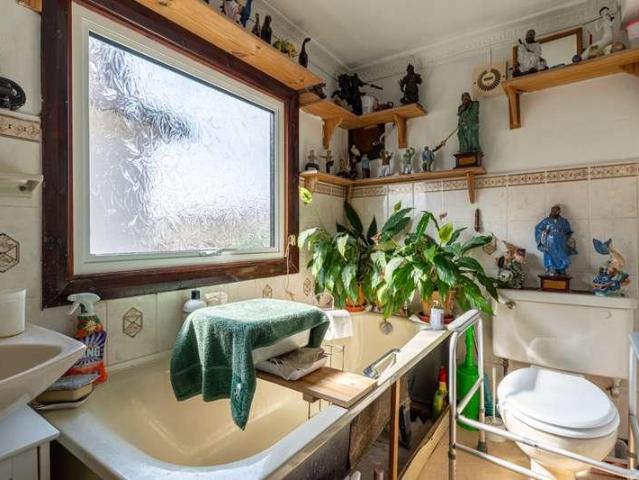 House for sale in Kings Farm, Hamerton