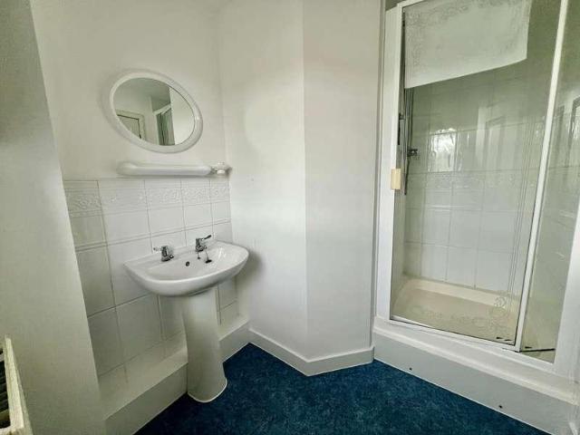 House for sale in Grantham, Barholm