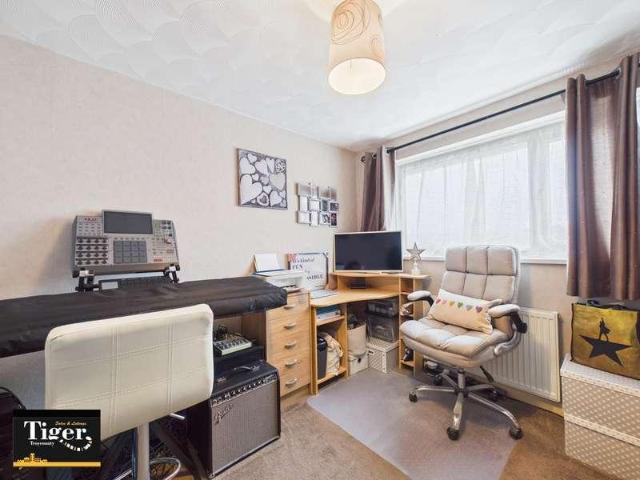 House for sale in Hawes Side, Blackpool