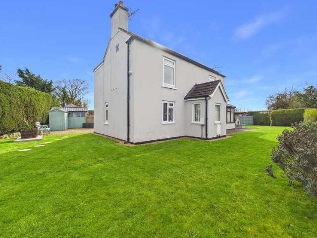 House for sale in Theddlethorpe St Helen, Belleau