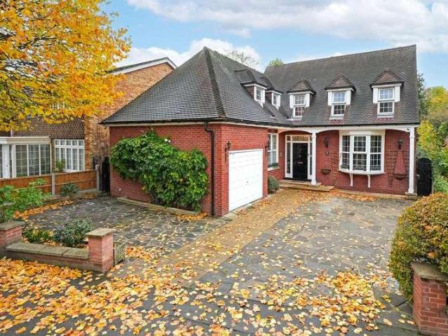 House for sale in Wanstead, Greater London