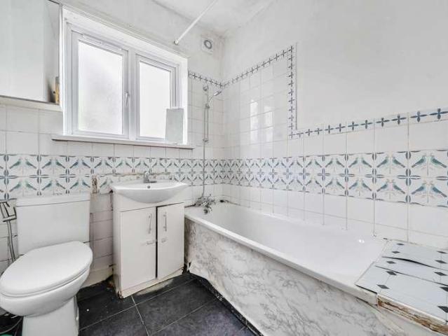 House for sale in London Borough of Ealing, Greater London