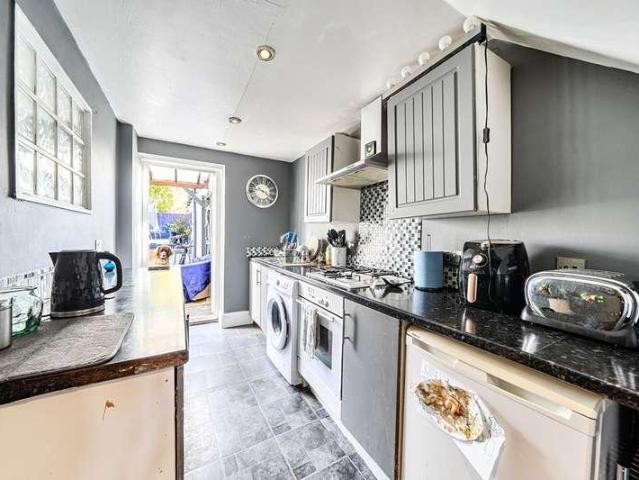 House for sale in Carpenders Park, Three Rivers