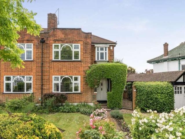 House for sale in Greater London