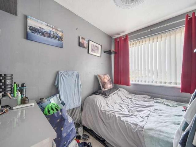 House for sale in Spring Vale, Hampshire