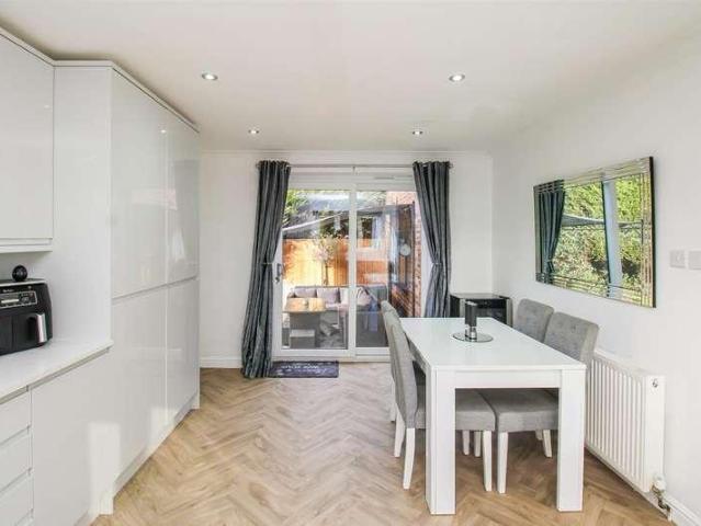 House for sale in Broomhill, Wakefield