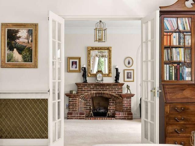 House for sale in London Borough of Croydon, Purley