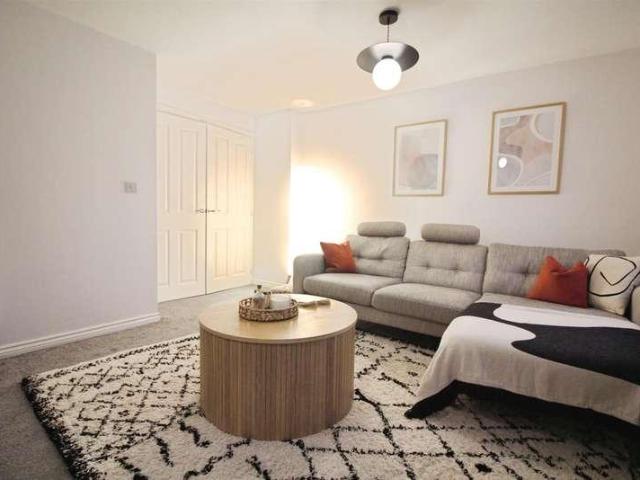 House for sale in Thorpe, West Yorkshire