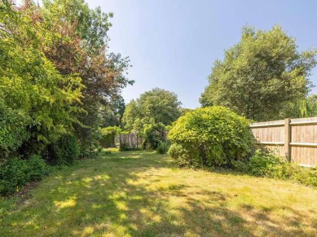 House for sale in Swallow, Buckinghamshire