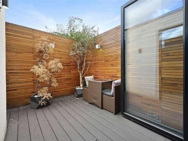House for sale in London Borough of Hammersmith and Fulham, Greater London