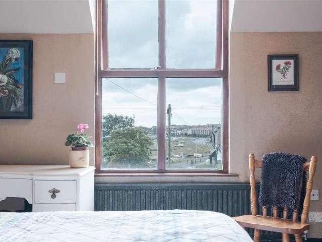 House for sale in North Scale