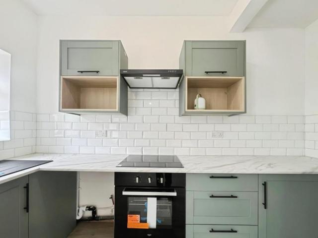 House for sale in Leigh, Lilford