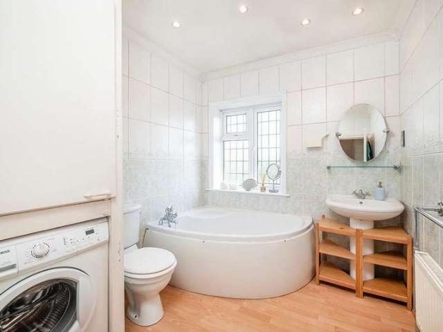 House for sale in Kingsbury, Greater London