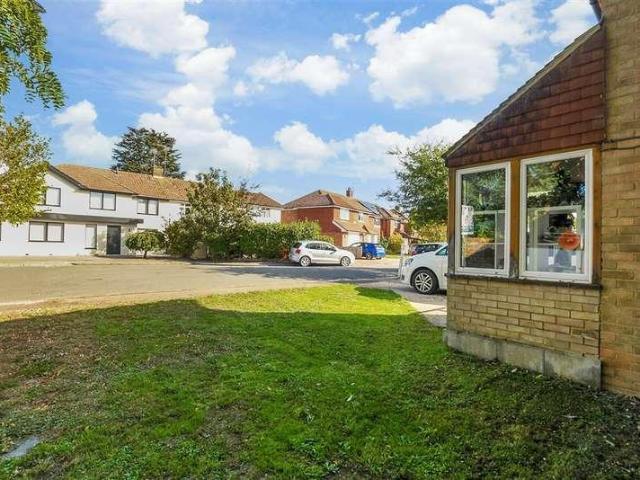House for sale in Meadvale, Red Hill