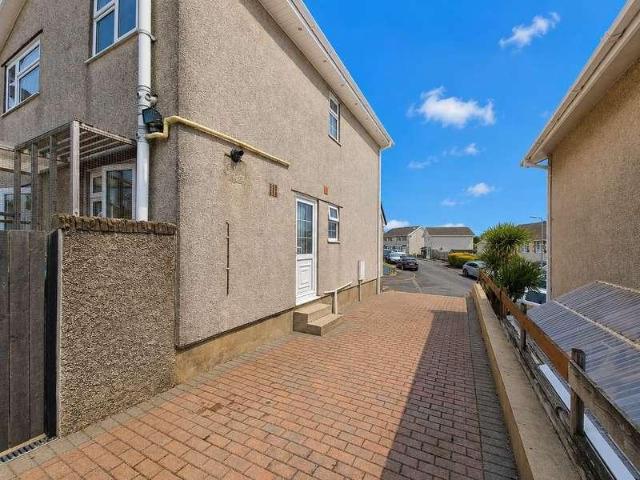 House for sale in Coychurch, Wales