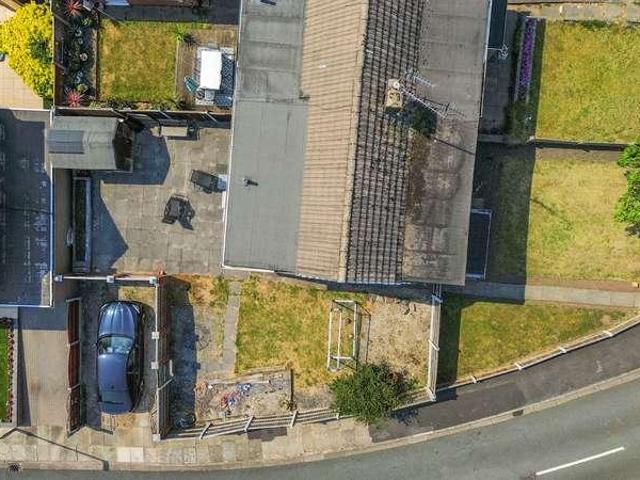 House for sale in Laffak, St Helens