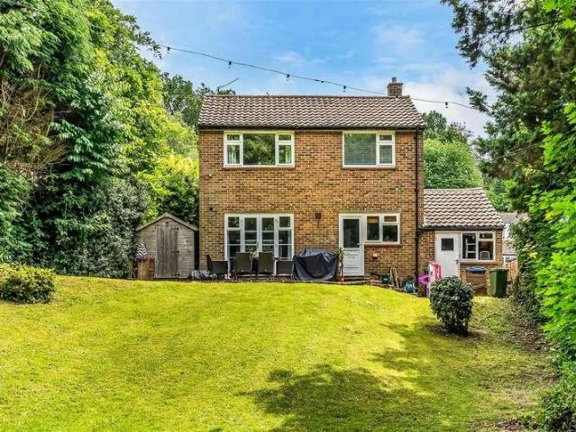 House for sale in Hurst Green, Tandridge