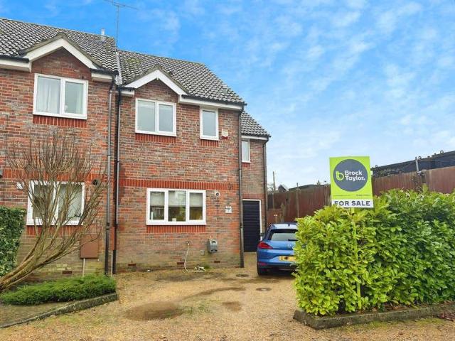 House for sale in North Horsham, Horsham