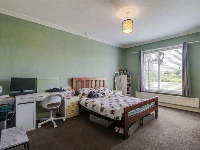 House for sale in Heath, West Yorkshire