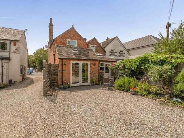House for sale in Thatcham, West Berkshire