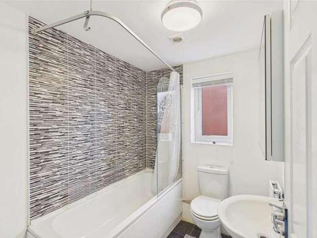 House for sale in Ford Estate, Tyne And Wear