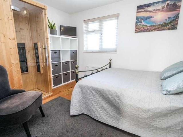 House for sale in West End, Clevedon