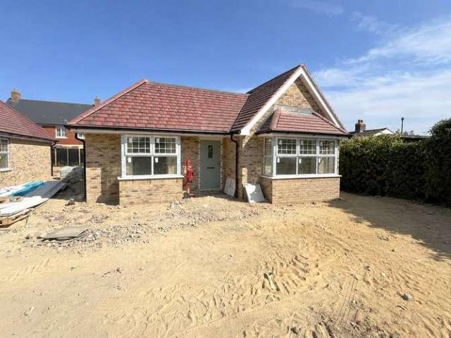 House for sale in Highcliffe