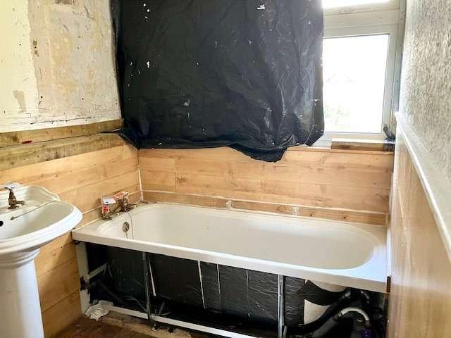 House for sale in West Molesey, Elmbridge
