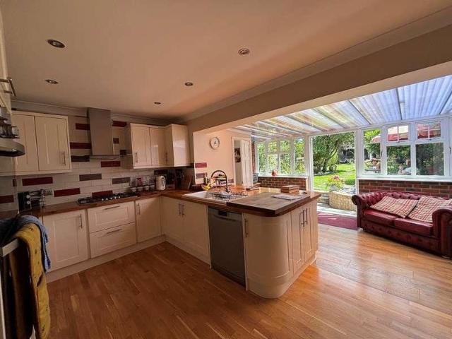 House for sale in Oad Street, Kent