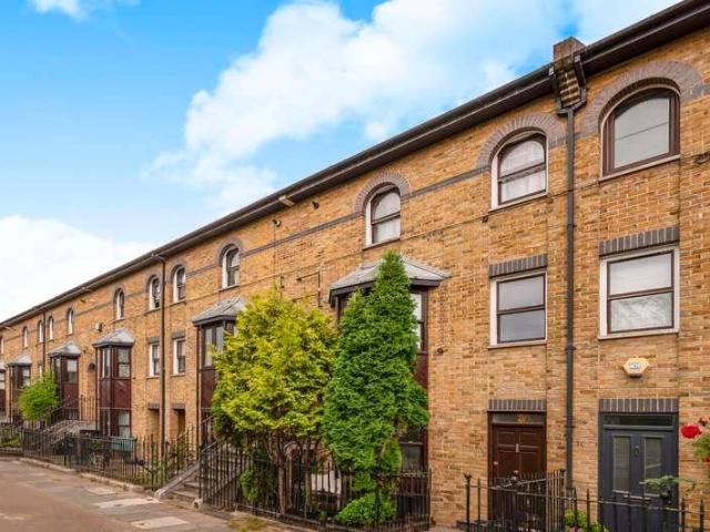 House for sale in London Borough of Islington, Greater London