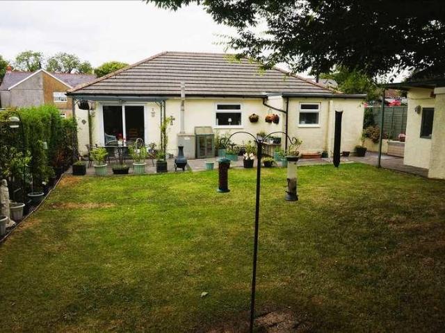 House for sale in Gorslas, Wales