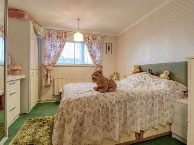 House for sale in Dale Hill, Essex