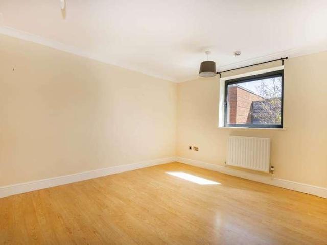 House for sale in Heigham Grove, East Bank