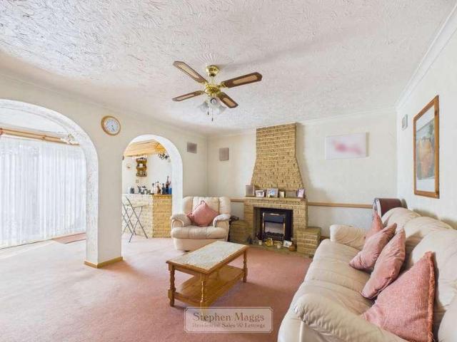 House for sale in Feckenham, City Of Bristol