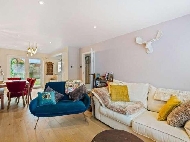 House for sale in Kingston Buci, Fishersgate