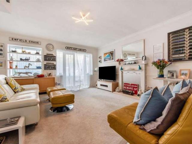 House for sale in Clapham, West Sussex