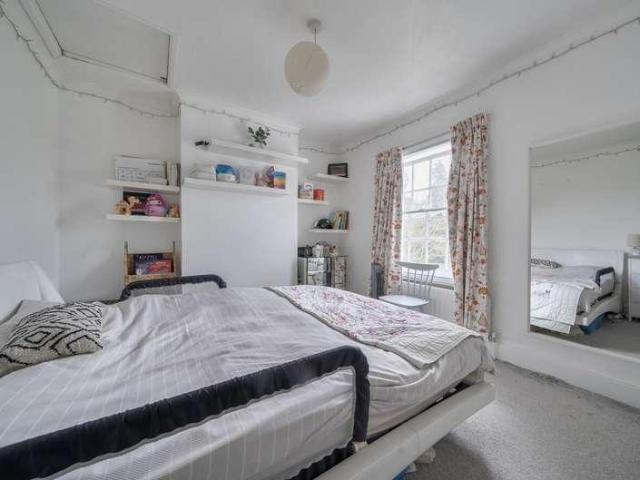 House for sale in High Barnet, Greater London