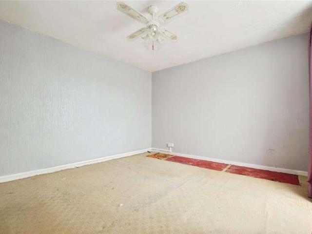 House for sale in Laindon, Essex