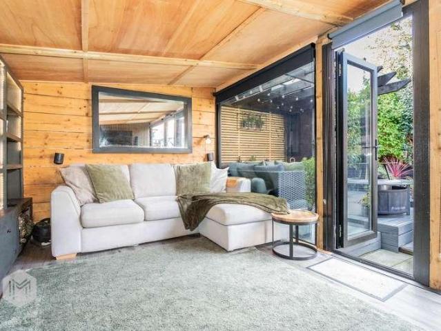 House for sale in Whittle Hall