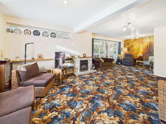 House for sale in Stanford On Avon, Leicestershire