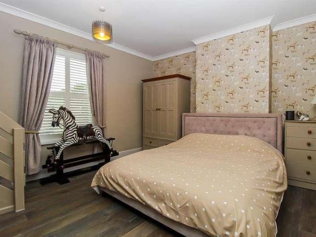 House for sale in Gawthorpe, West Yorkshire