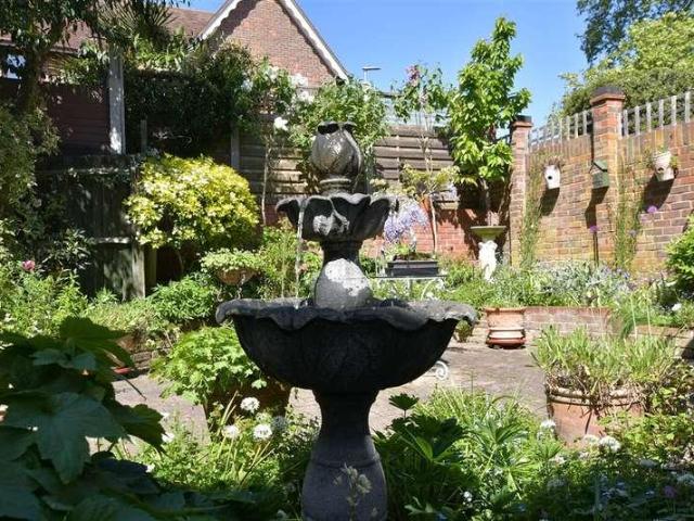 House for sale in Greater London