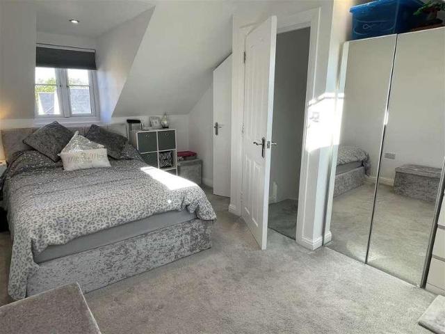 House for sale in Bourton Chase, Cotswold