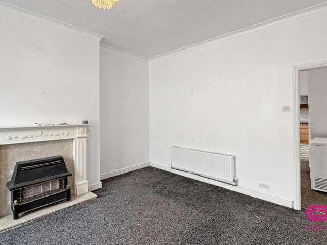 House for sale in Heaton, Lee Bank