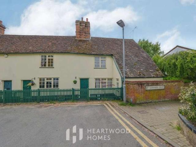 House for sale in Five Acres, Hertfordshire